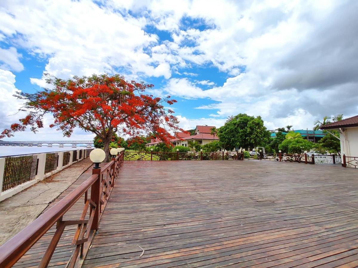 Attran Hotel Mawlamyine Dış mekan fotoğraf