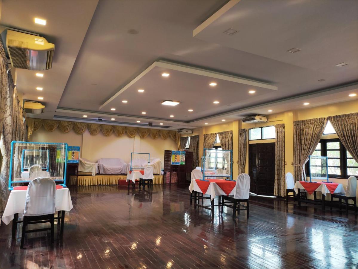 Attran Hotel Mawlamyine Dış mekan fotoğraf