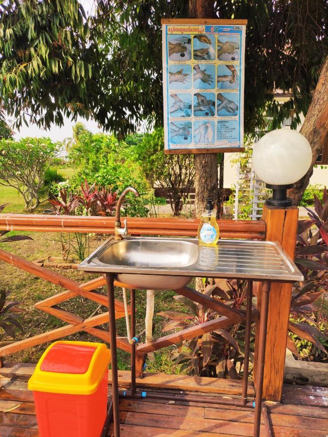 Attran Hotel Mawlamyine Dış mekan fotoğraf
