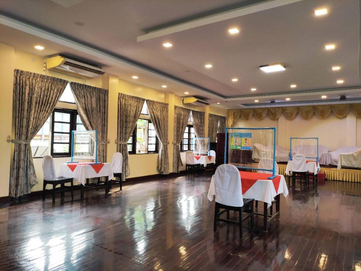 Attran Hotel Mawlamyine Dış mekan fotoğraf