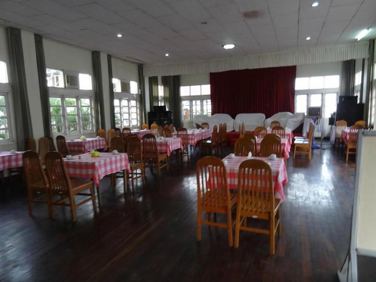 Attran Hotel Mawlamyine Dış mekan fotoğraf
